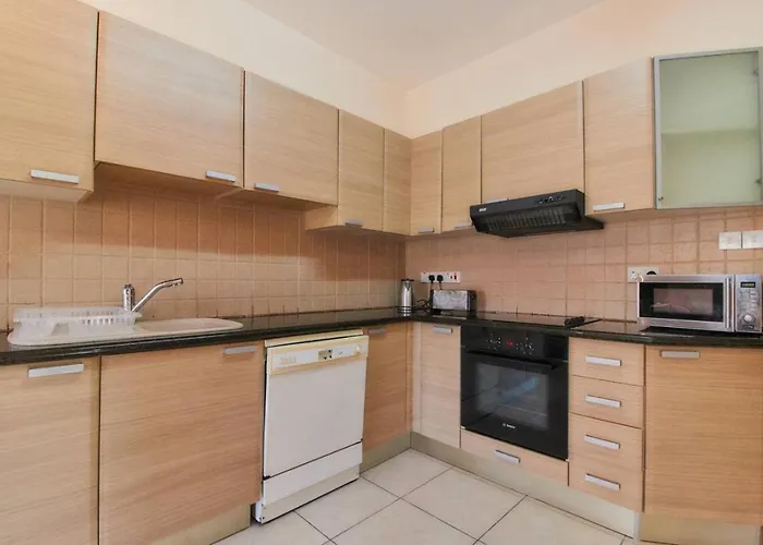 Juliana - Modern Comfort Near & Apartament