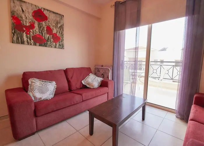 Juliana - Modern Comfort Near & Apartmán *